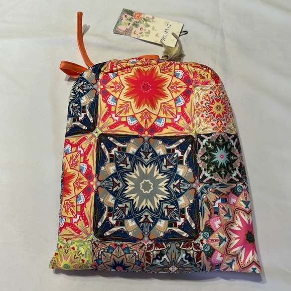 Johnny Was Kaleida Beach Blanket 40"x70" NWT - Picture 6 of 11